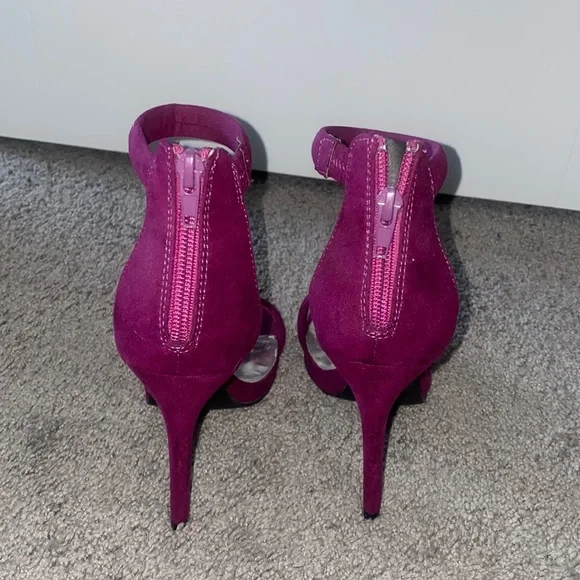 Suede stilettos - Picture 3 of 5